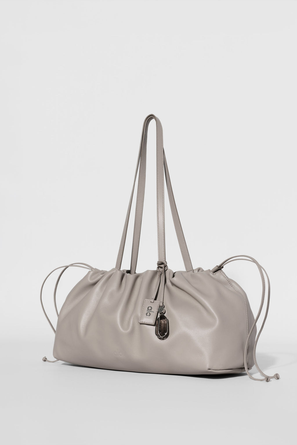 ALO Unwind Cinch - Warm Gravel Leather
