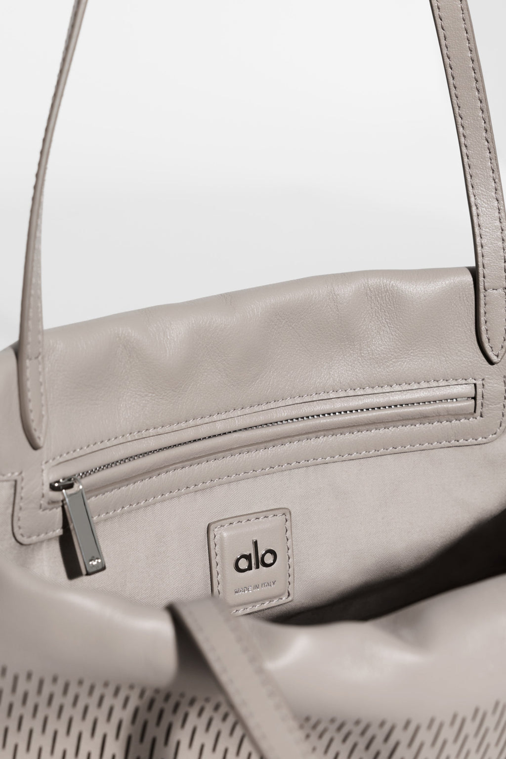 ALO Leather Mesh Mini Unwind Cinch - Warm Gravel Leather Mesh