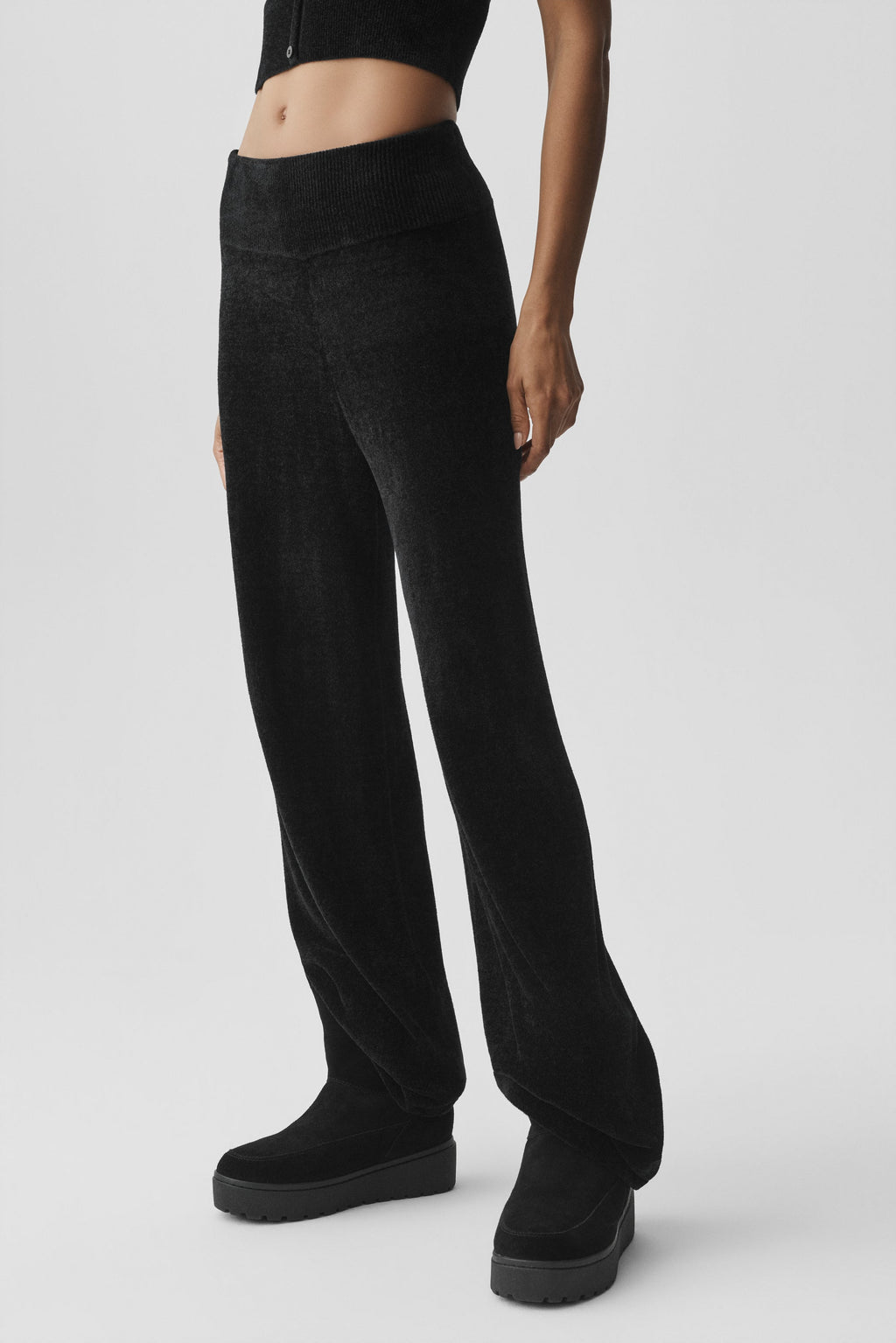 Micro Chenille High-Waist Straight Leg Pant - Black